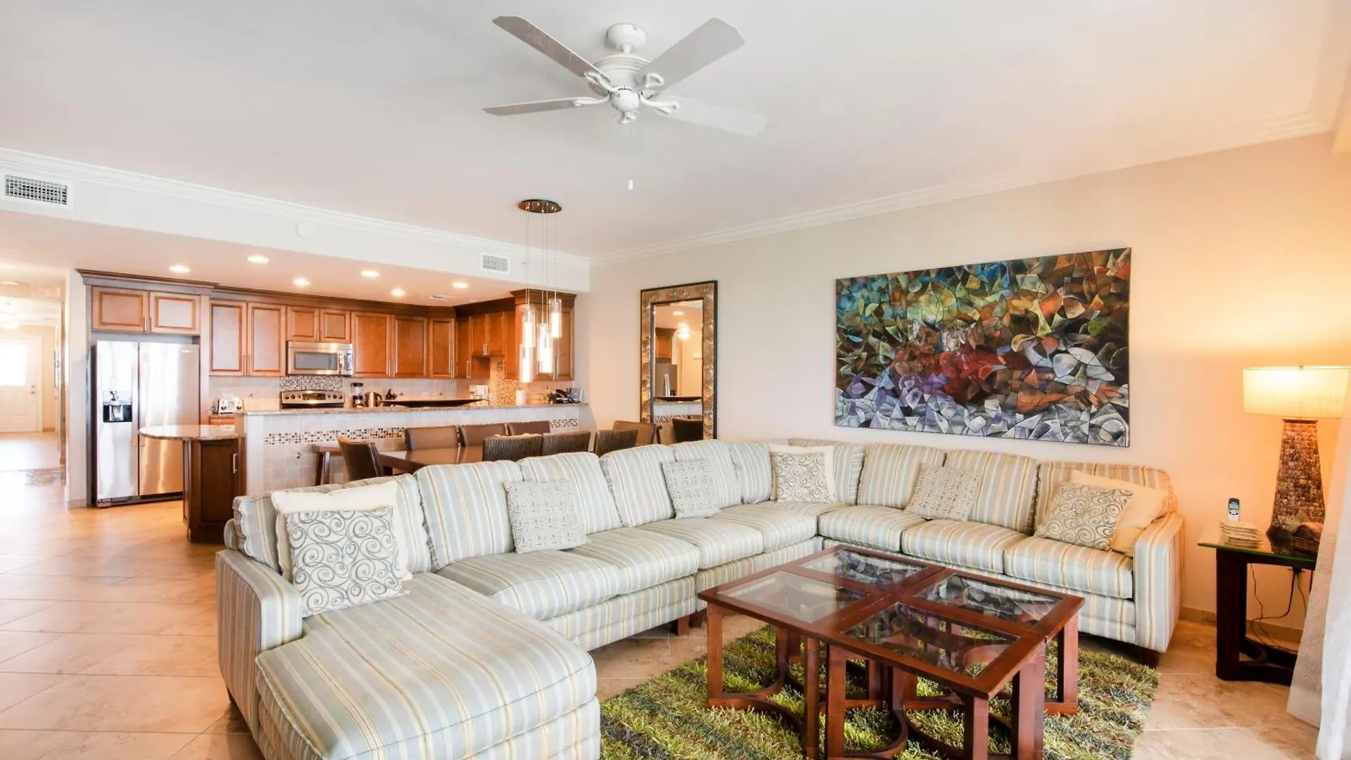 Appartement South Bay Beach Club 20 - 4 Bedroom 4 Bathroom Unit George Town Kaaiman-eilanden