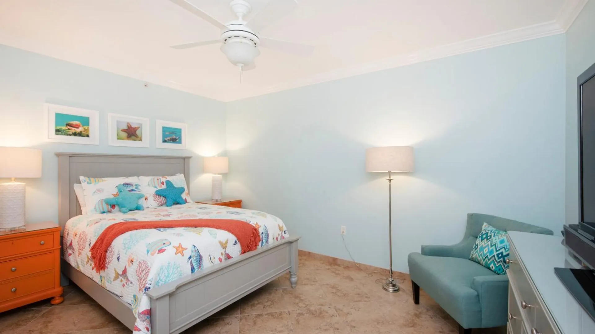 South Bay Beach Club 20 - 4 Bedroom 4 Bathroom Unit George Town 0*,  Kaaiman-eilanden